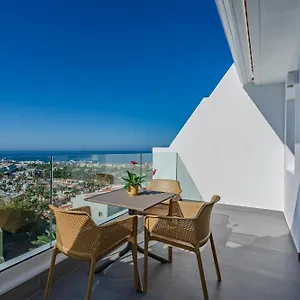 https://costa-adeje-garden.tenerifehoteles.net